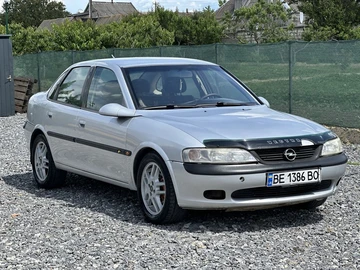 Авто Opel Vectra 1998 № 8930882