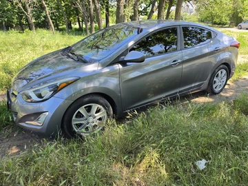 Авто Hyundai Elantra 2015 № 8930909