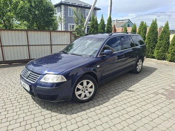 Авто Volkswagen Passat Variant 2003 № 8930991