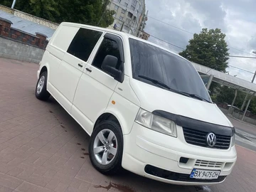 Авто Volkswagen Transporter 2004 № 8931013