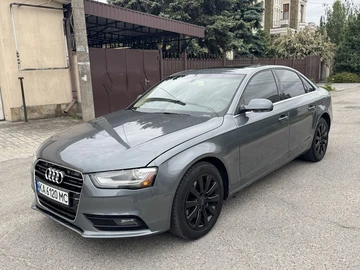 Авто Audi A4 2013 № 8931269
