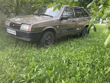 Авто ВАЗ 2109 1995 № 8931278