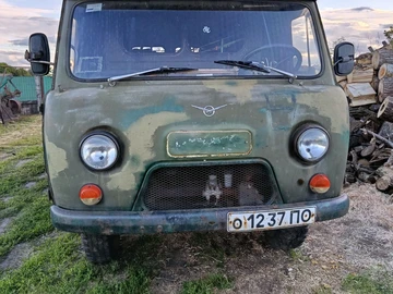 Авто УАЗ 3303 1989 № 8931381