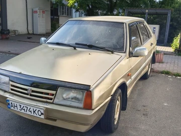 Авто ВАЗ 21099 1998 № 8931363
