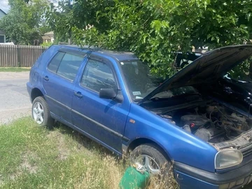 Авто Volkswagen Golf 1997 № 8931589