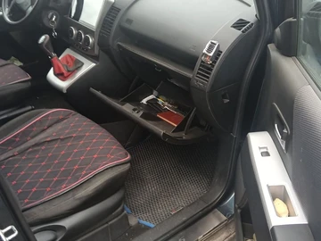 Авто Mazda 5 2005 № 8931719