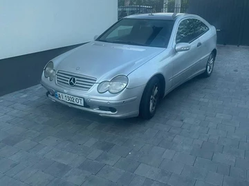 Авто Mercedes 220 2001 № 8931725