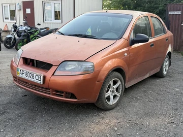Авто Chevrolet Aveo 2005 № 8931728