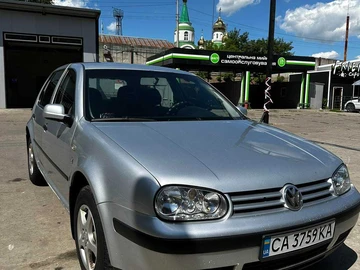 Авто Volkswagen Golf 2003 № 8931730