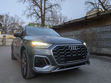 Авто Audi Q5 2023 № 8931846