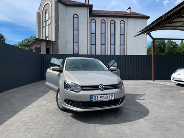 Авто Volkswagen Polo 2011 № 8932045