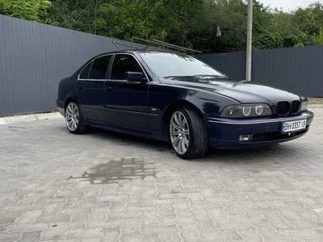Авто BMW 5 Серия 2000 № 8932124
