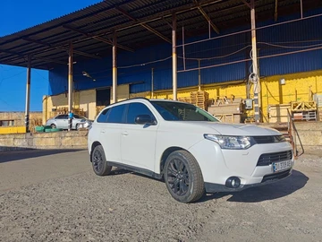 Авто Mitsubishi Outlander 2012 № 8932139