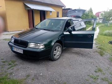 Авто Skoda 100 2000 № 8932276