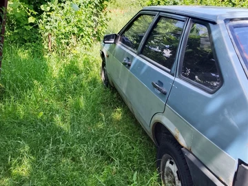 Авто ВАЗ 2109 2004 № 8932335