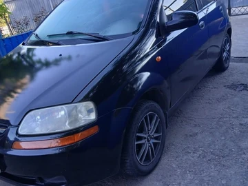 Авто Chevrolet Aveo 2004 № 8932456