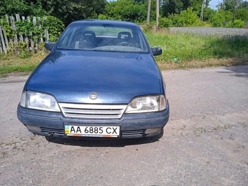 Авто Opel Omega 1987 № 8932477