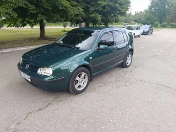 Авто Volkswagen Golf 2001 № 8932488