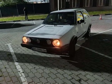 Авто Volkswagen Golf 1985 № 8932500