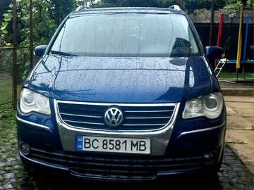 Авто Volkswagen Touran 2007 № 8932509