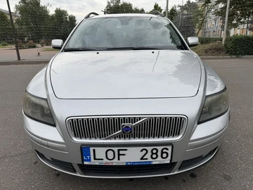 Авто Volvo V50 2005 № 8932551