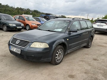 Авто Volkswagen Passat Sedan 2002 № 8932590