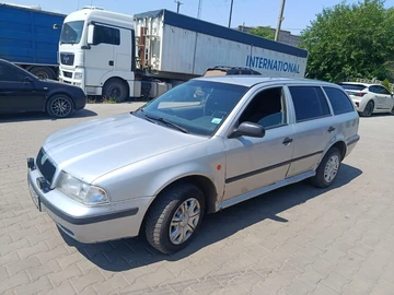 Авто Skoda Octavia 2001 № 8932648