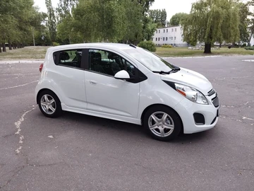 Авто Chevrolet Spark 2016 № 8932660