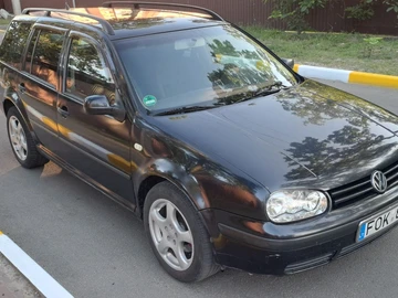 Авто Volkswagen Golf 2000 № 8932677