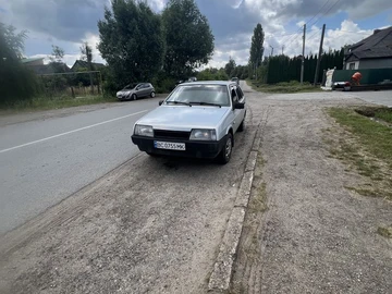 Авто ВАЗ 21099 2004 № 8932978