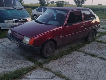 Авто ЗАЗ Таврия 1998 № 8933010