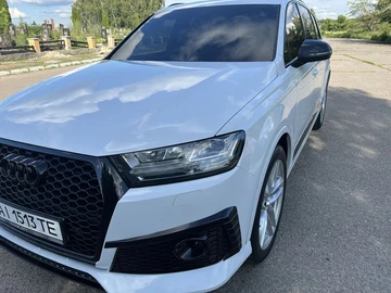 Авто Audi Q7 2018 № 8933139