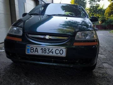 Авто Chevrolet Aveo 2005 № 8933149