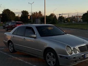 Авто Mercedes 320 2001 № 8933164
