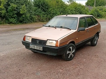 Авто ВАЗ 2109 1992 № 8933169