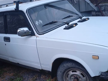 Авто ВАЗ 2107 1985 № 8933270
