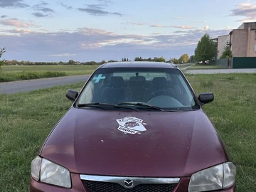 Авто Mazda 323 1995 № 8933273