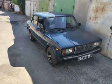 Авто ВАЗ 2107 2004 № 8933457