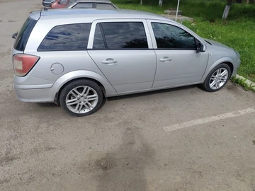 Авто Opel Astra 2011 № 8933504