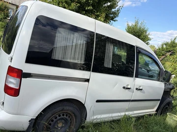 Авто Volkswagen Caddy 2006 № 8933633