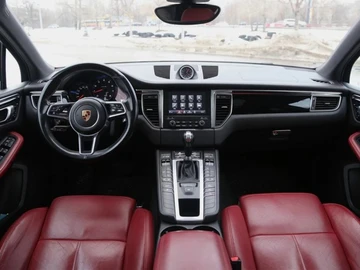 Авто Porsche Macan 2018 № 8933688