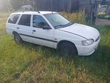 Авто Ford Escort 1996 № 8933935