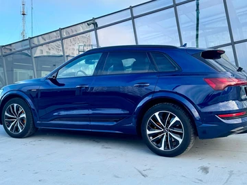 Авто Audi 100 2022 № 8933957