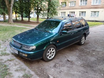 Авто Volkswagen Passat Cc 1995 № 8933985