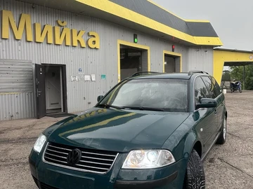 Авто Volkswagen Passat Variant 2002 № 8933996