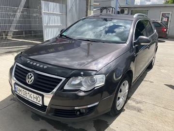 Авто Volkswagen Passat Variant 2005 № 8934460