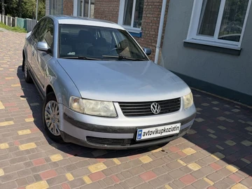 Авто Volkswagen Passat Sedan 1999 № 8934779
