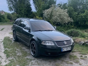 Авто Volkswagen Passat Variant 2005 № 8934866