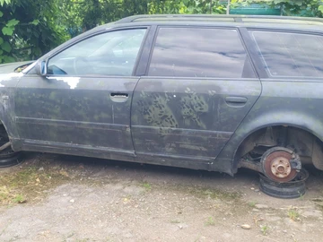 Авто Audi A6 2004 № 8935355