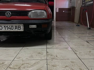 Авто Volkswagen Golf 1994 № 8935378